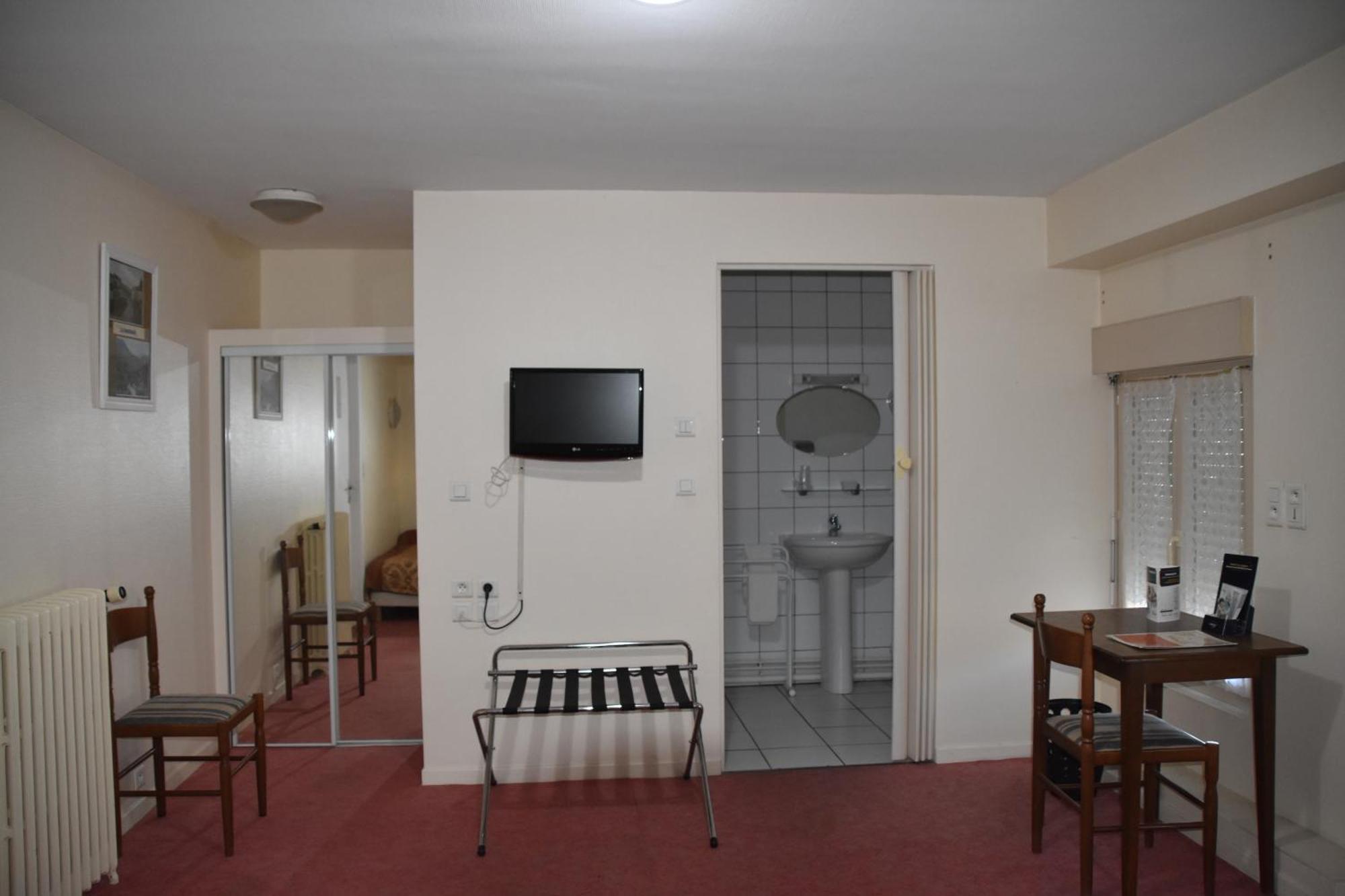 Le Rider Hotel Bort-les-Orgues Kültér fotó