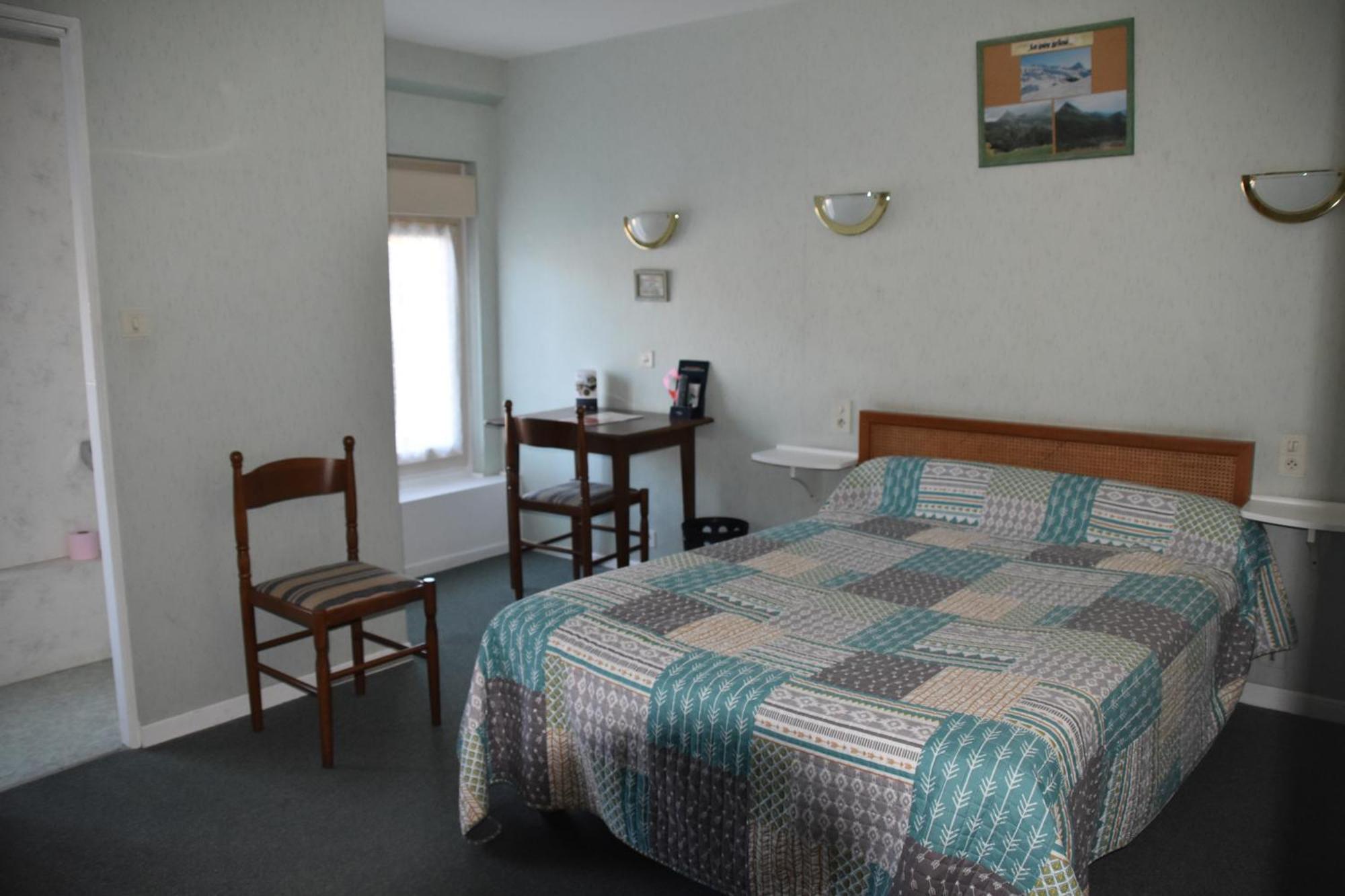 Le Rider Hotel Bort-les-Orgues Kültér fotó