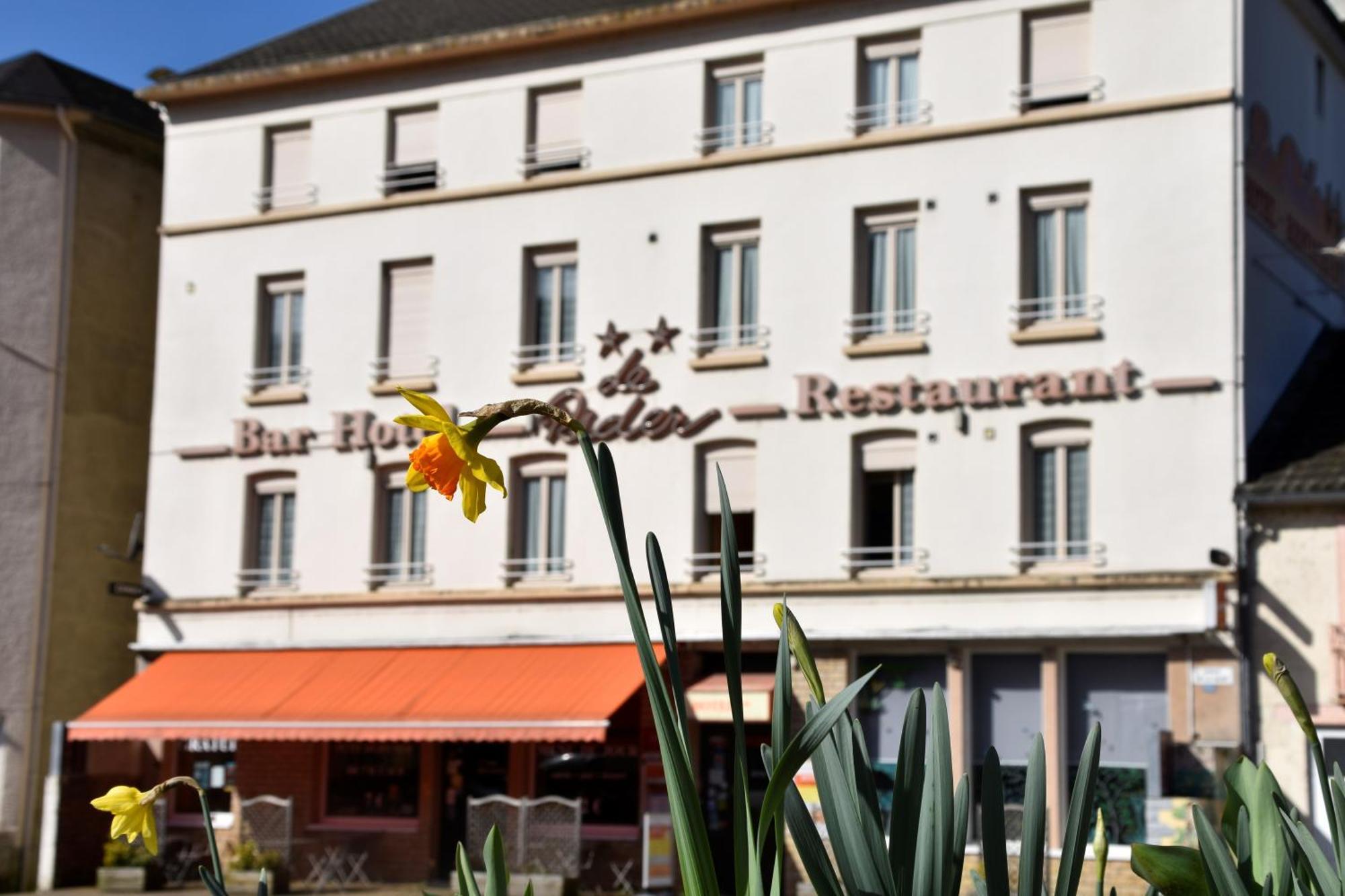 Le Rider Hotel Bort-les-Orgues Kültér fotó