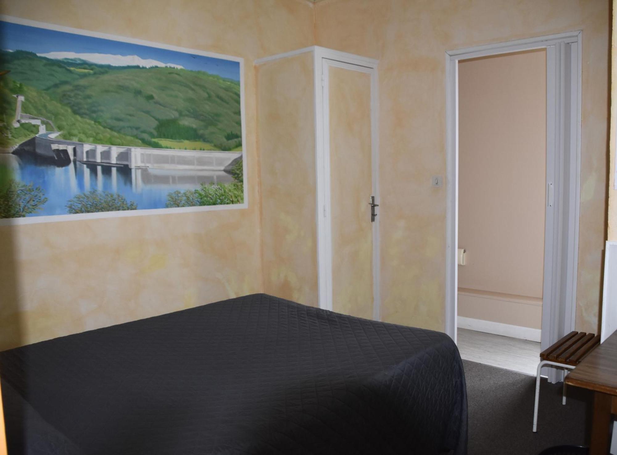 Le Rider Hotel Bort-les-Orgues Kültér fotó
