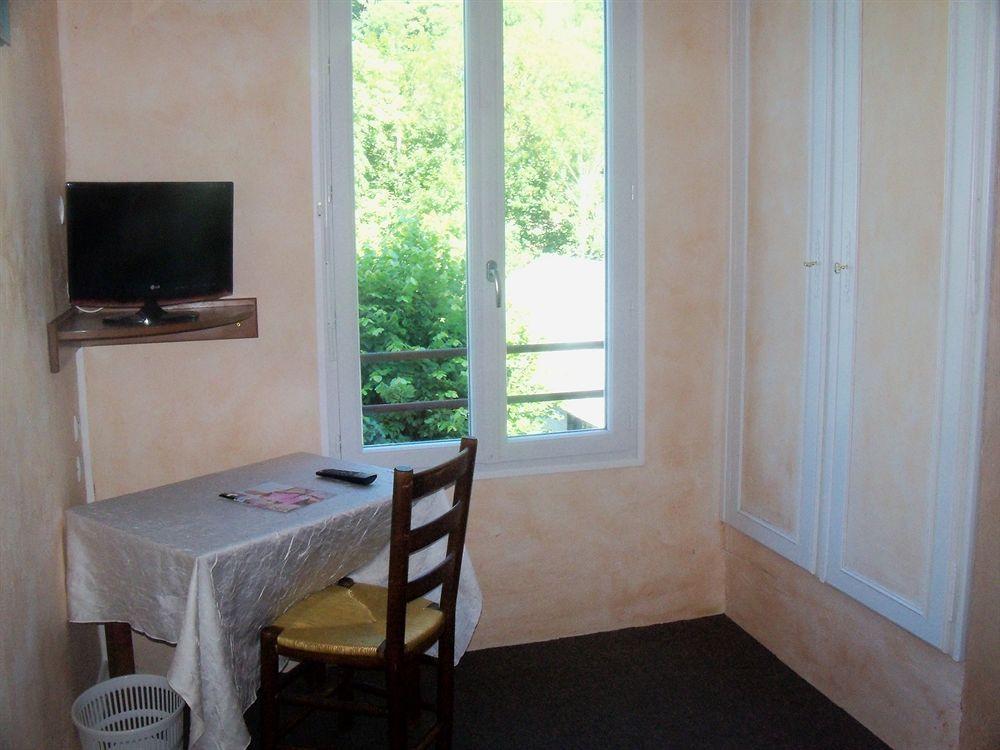 Le Rider Hotel Bort-les-Orgues Kültér fotó