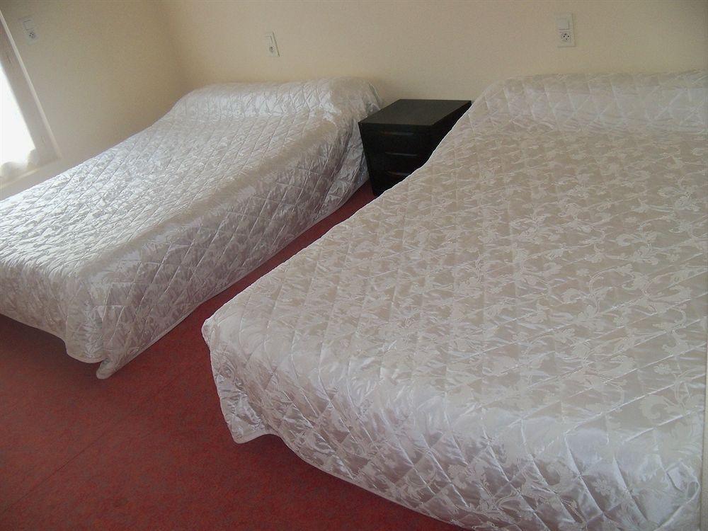 Le Rider Hotel Bort-les-Orgues Kültér fotó
