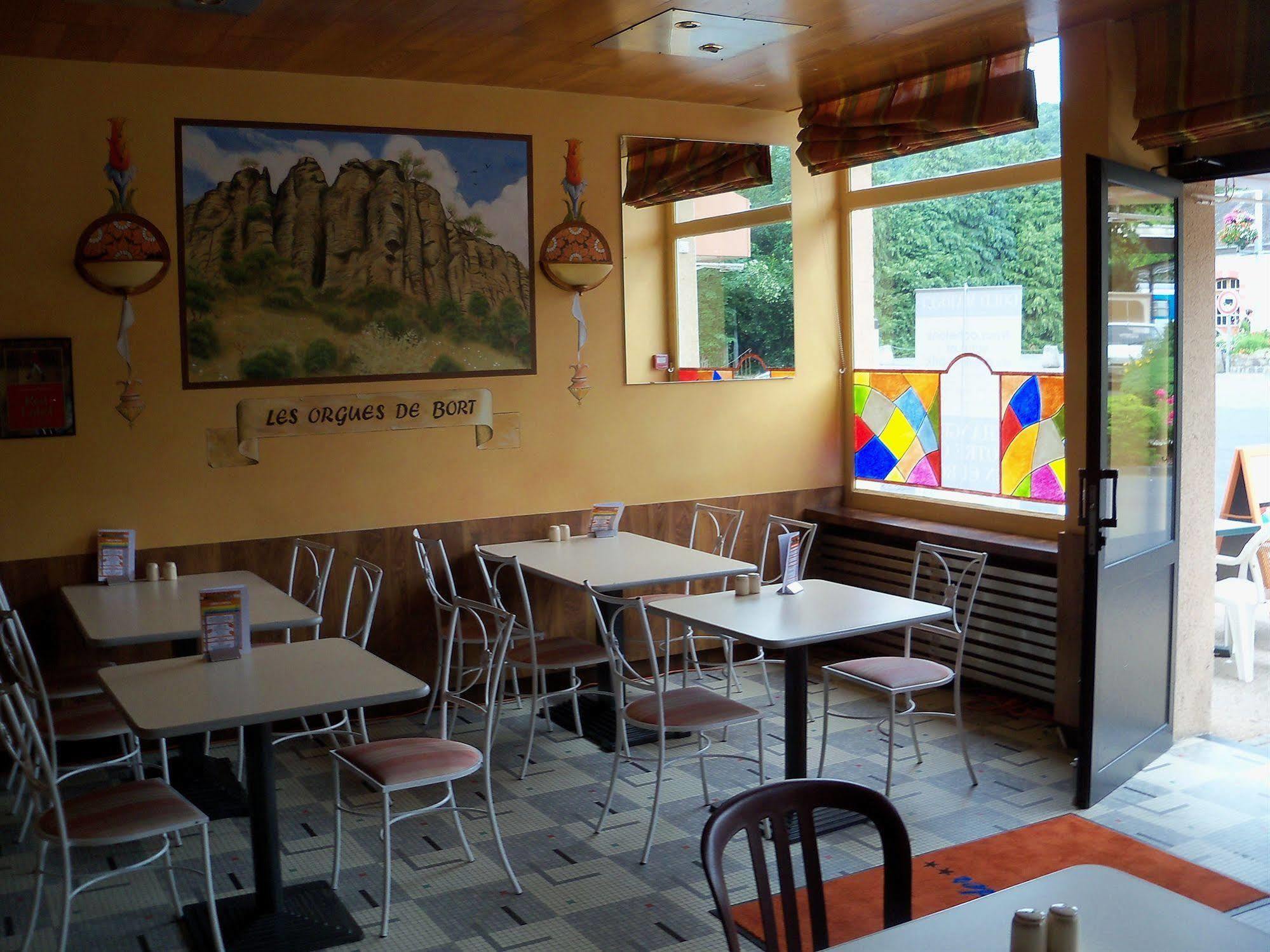 Le Rider Hotel Bort-les-Orgues Kültér fotó