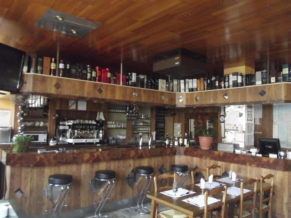 Le Rider Hotel Bort-les-Orgues Kültér fotó